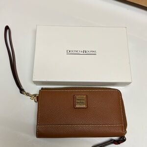 Dooney & Bourke brown pebble grain leather wristlet